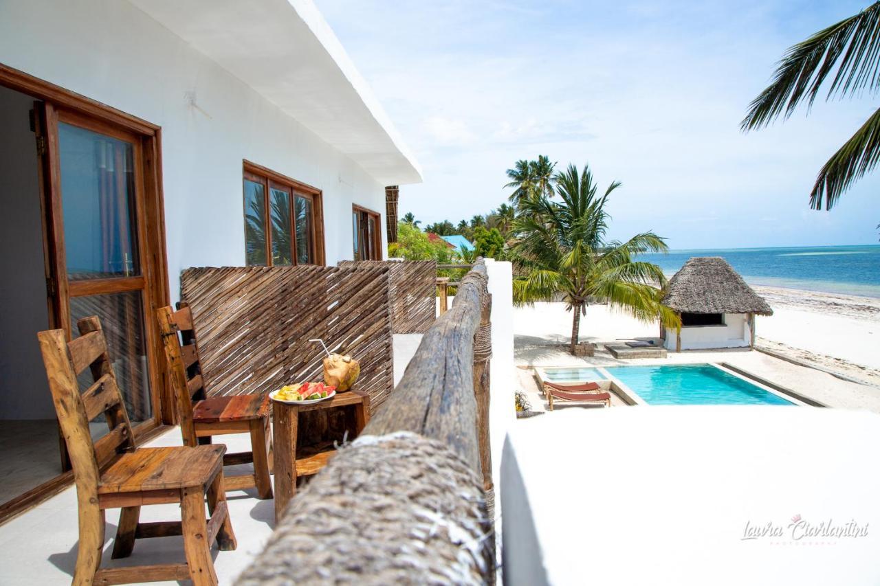 Uroa Zanzibar Vera Beach Hotel By Moonshine Dikoni エクステリア 写真