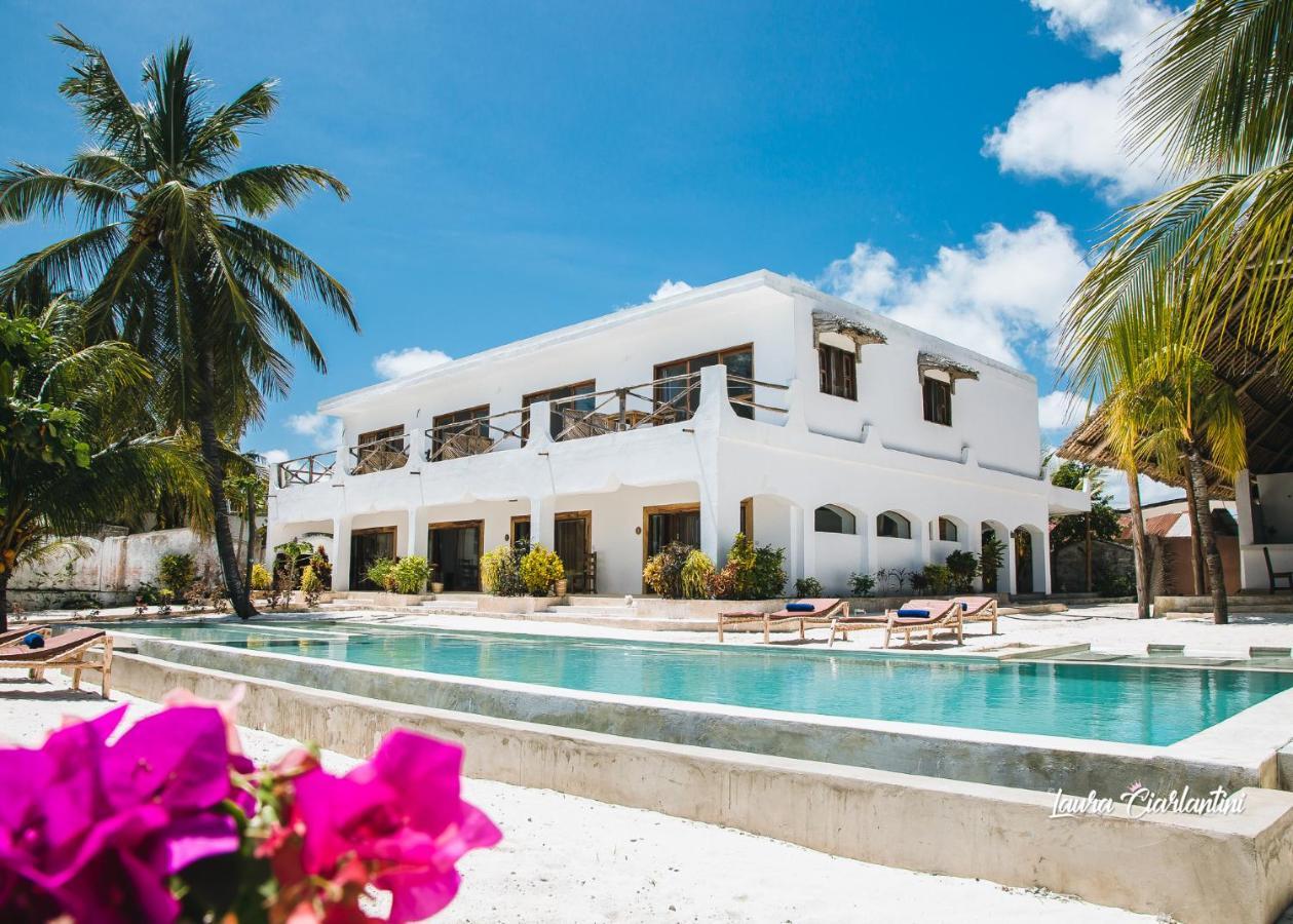 Uroa Zanzibar Vera Beach Hotel By Moonshine Dikoni エクステリア 写真