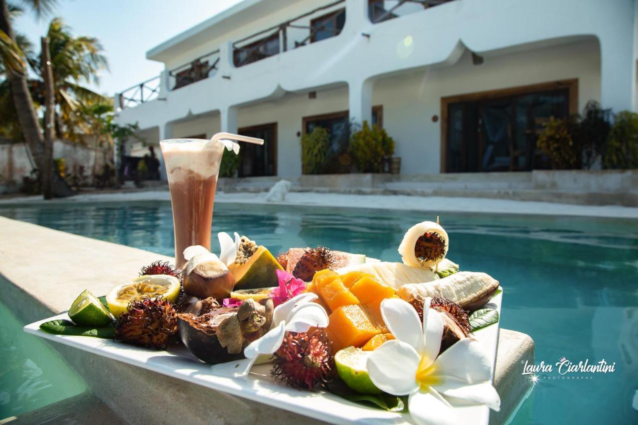 Uroa Zanzibar Vera Beach Hotel By Moonshine Dikoni エクステリア 写真