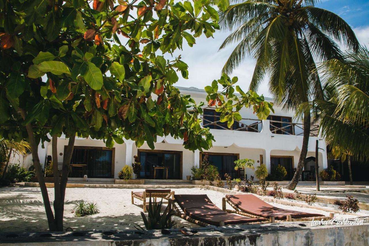 Uroa Zanzibar Vera Beach Hotel By Moonshine Dikoni エクステリア 写真