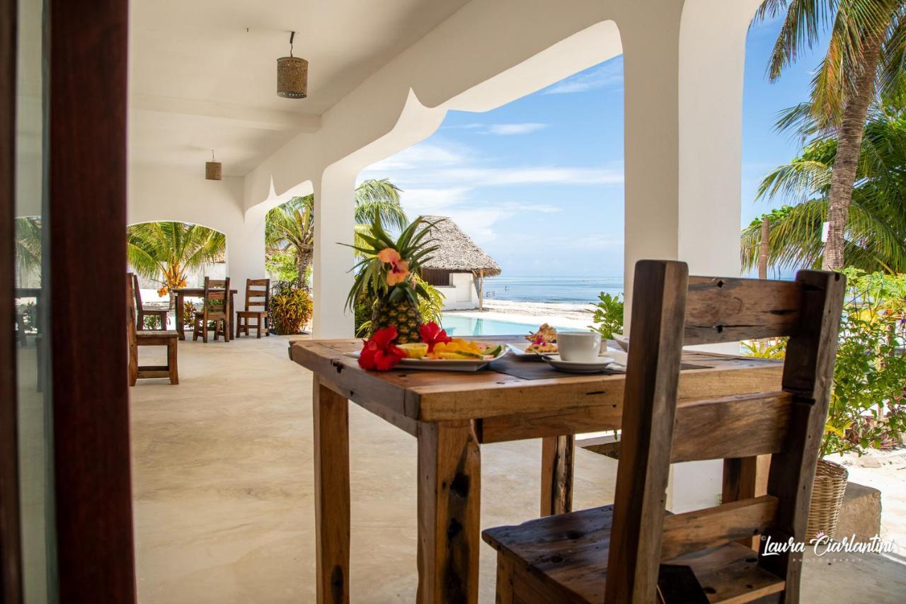 Uroa Zanzibar Vera Beach Hotel By Moonshine Dikoni エクステリア 写真