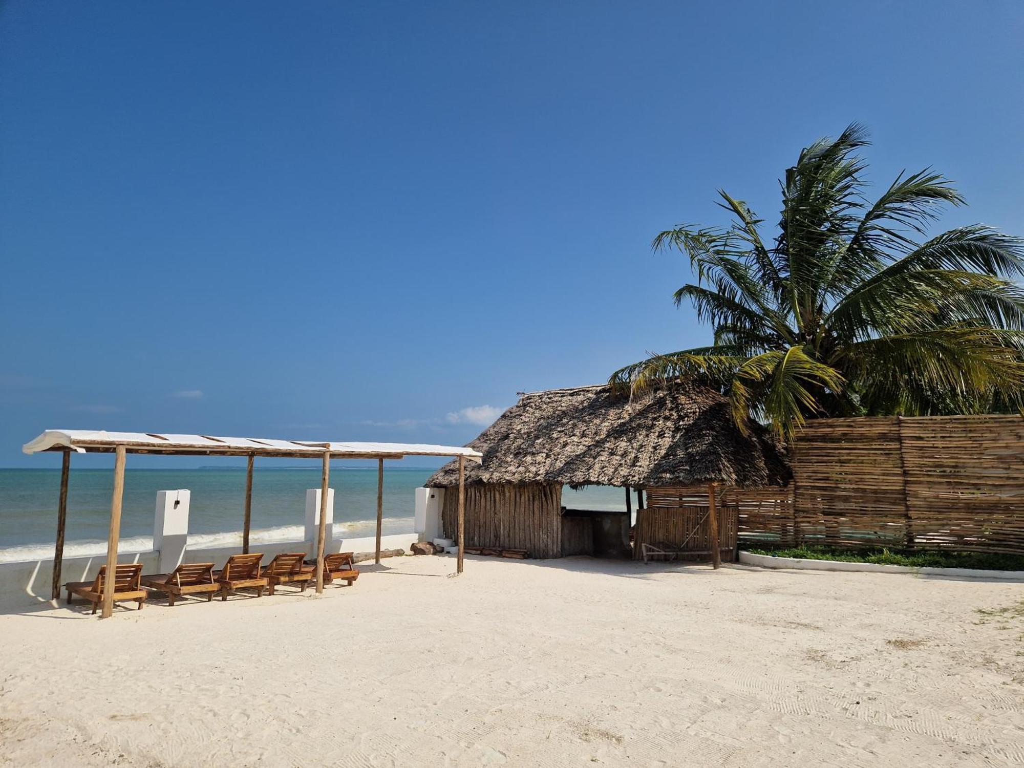 Uroa Zanzibar Vera Beach Hotel By Moonshine Dikoni 部屋 写真